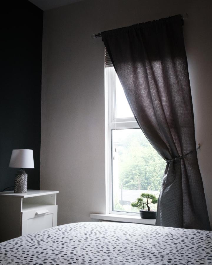 Gorgeous 3 Bedroom Victorian Townhouse Lisburn Eksteriør bilde